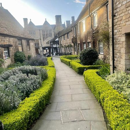 The Talbot Hotel, Oundle , Near Peterborough Ngoại thất bức ảnh