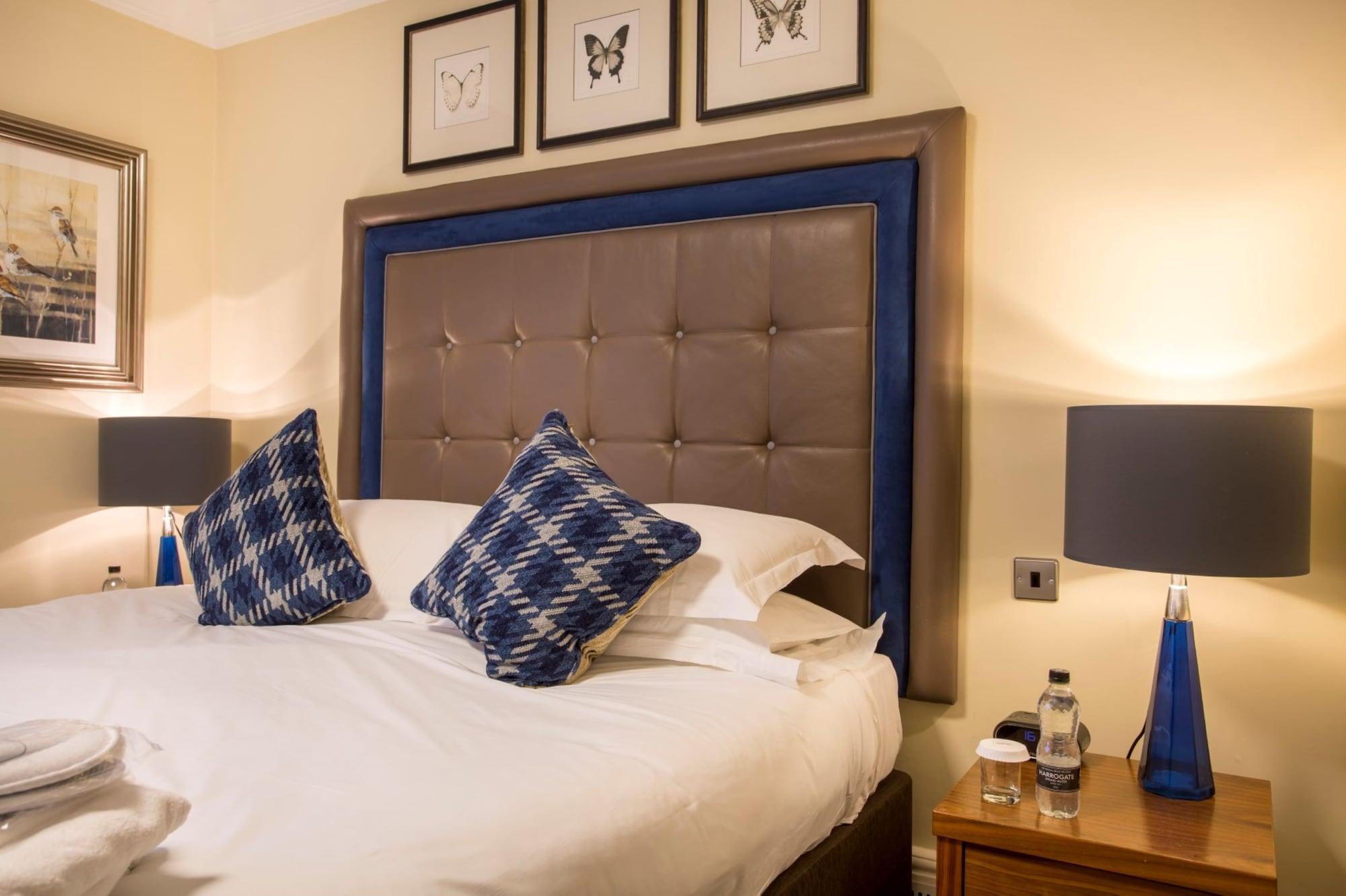 The Talbot Hotel, Oundle , Near Peterborough Ngoại thất bức ảnh