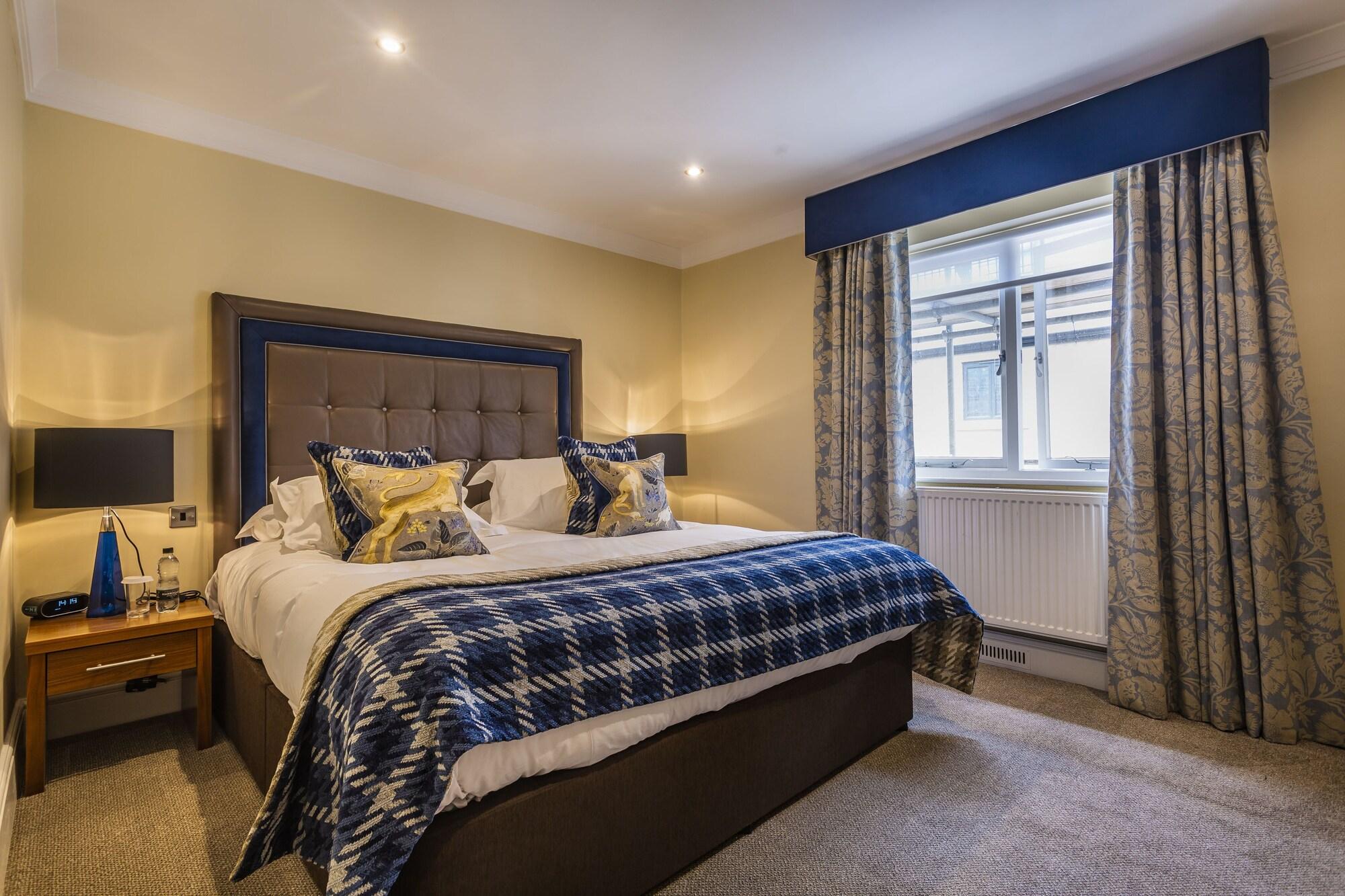 The Talbot Hotel, Oundle , Near Peterborough Ngoại thất bức ảnh
