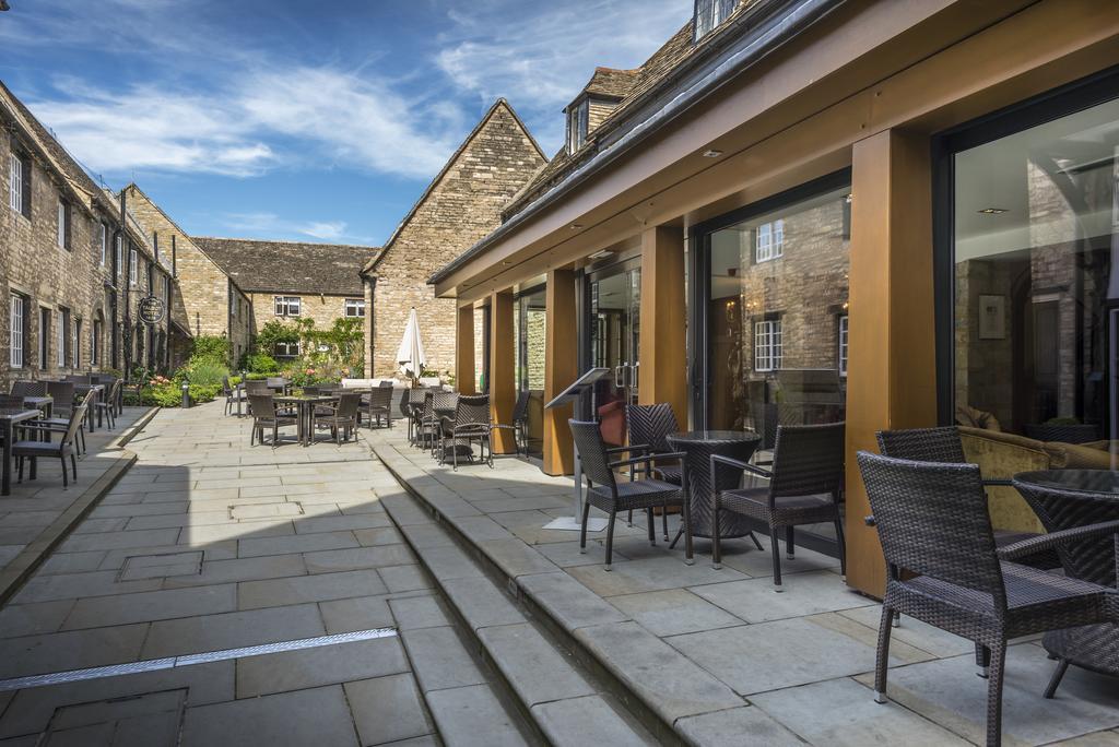 The Talbot Hotel, Oundle , Near Peterborough Ngoại thất bức ảnh